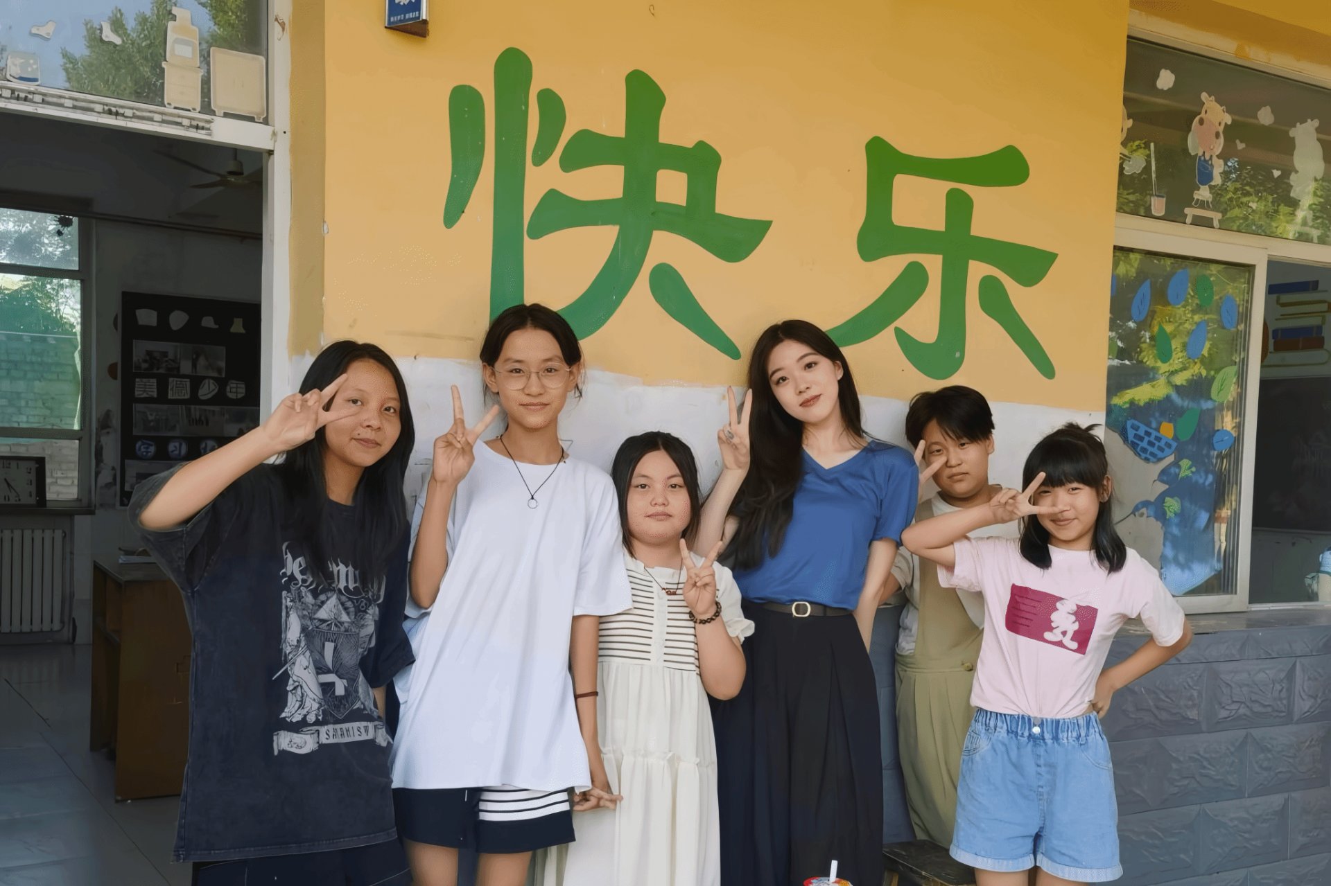 持续深化“知行中华”铸魂育人工程