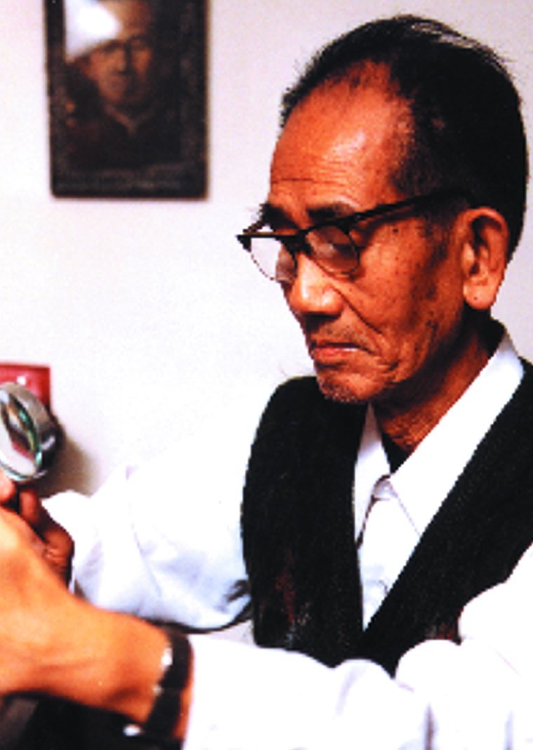 他在“文革”中受残酷迫害