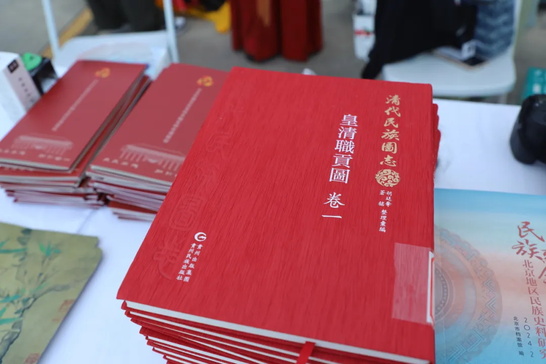 他们在日复一日的坚守中把平凡做成了标
