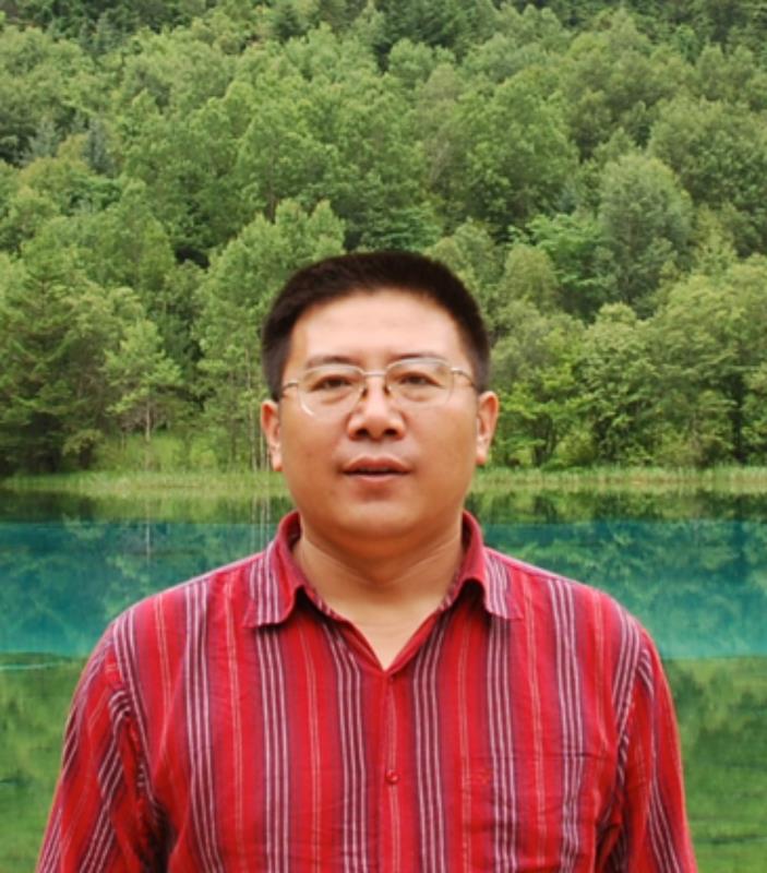 陆小英