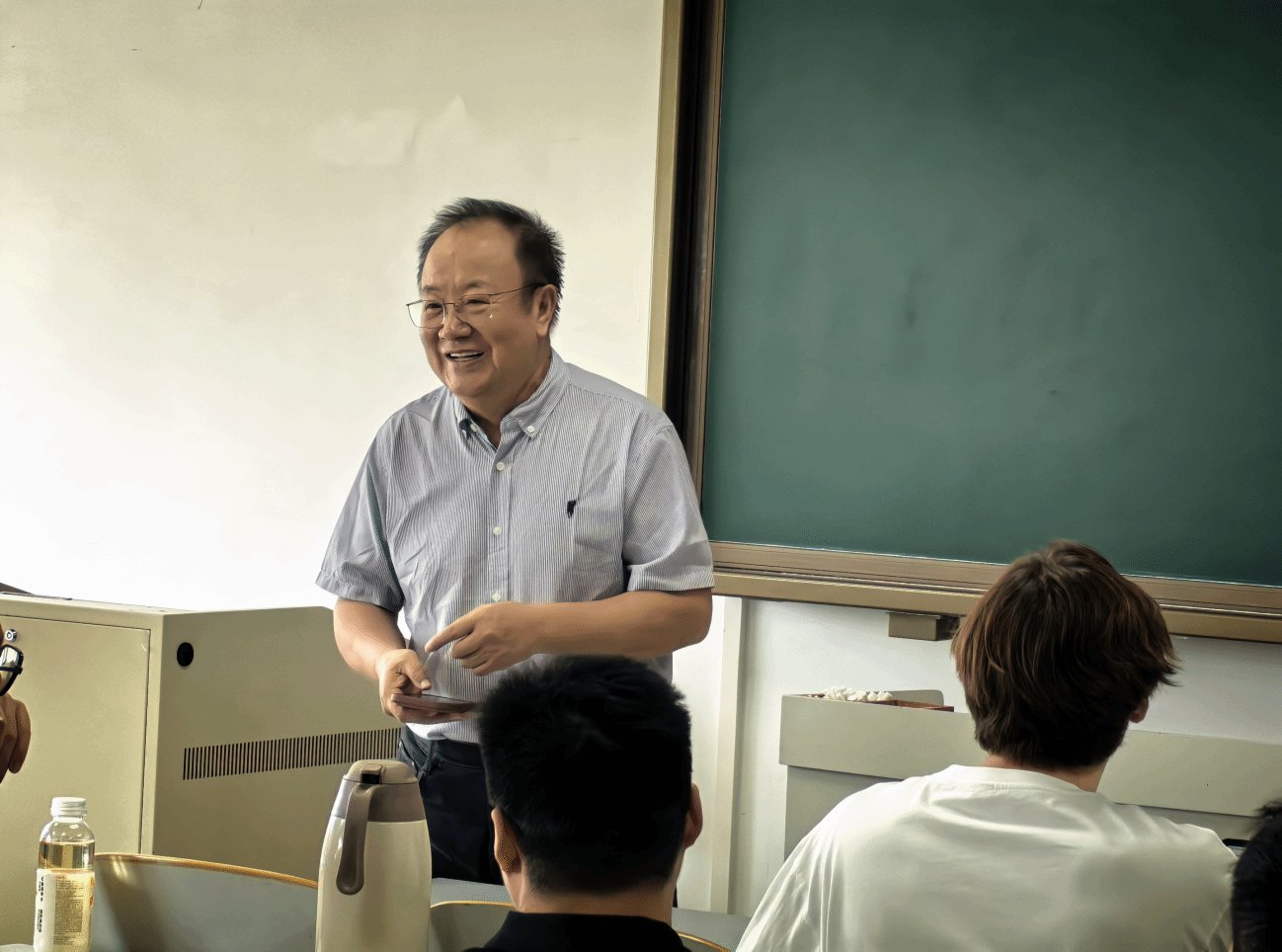 为深入贯彻落实总体国家安全观