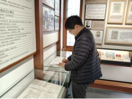 同学们聚焦于北京深厚的历史文化底蕴