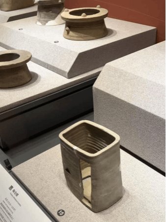 参观了“燕地青铜艺术精品展”和“中华