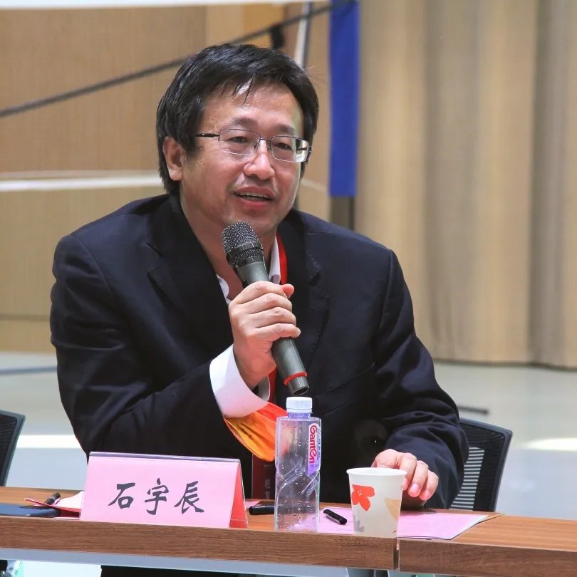 校友会法学院分会和发展基金将积极组织