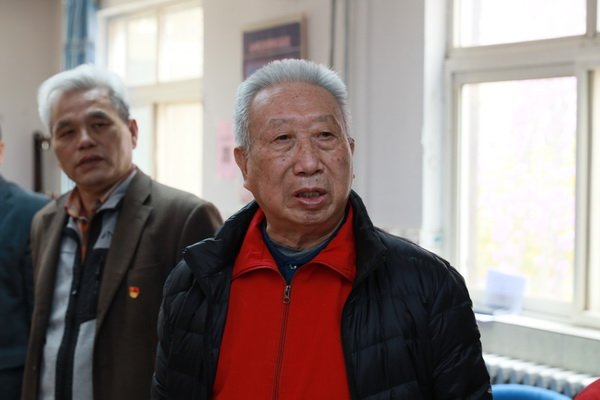 车如舜同志被正式接收为中共预备党员
