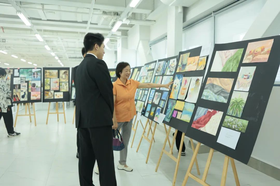 一、密德萨斯学院