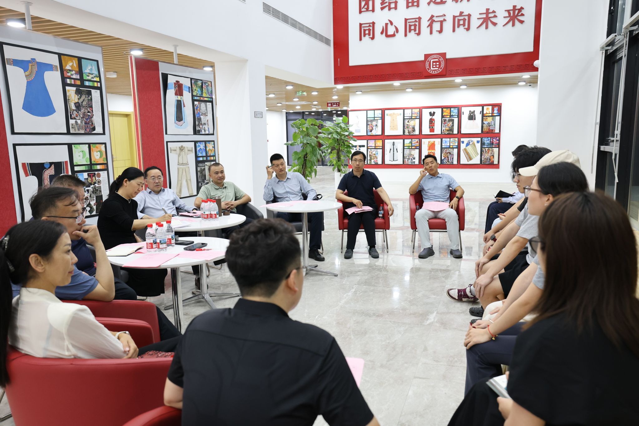 解决实际问题”主题