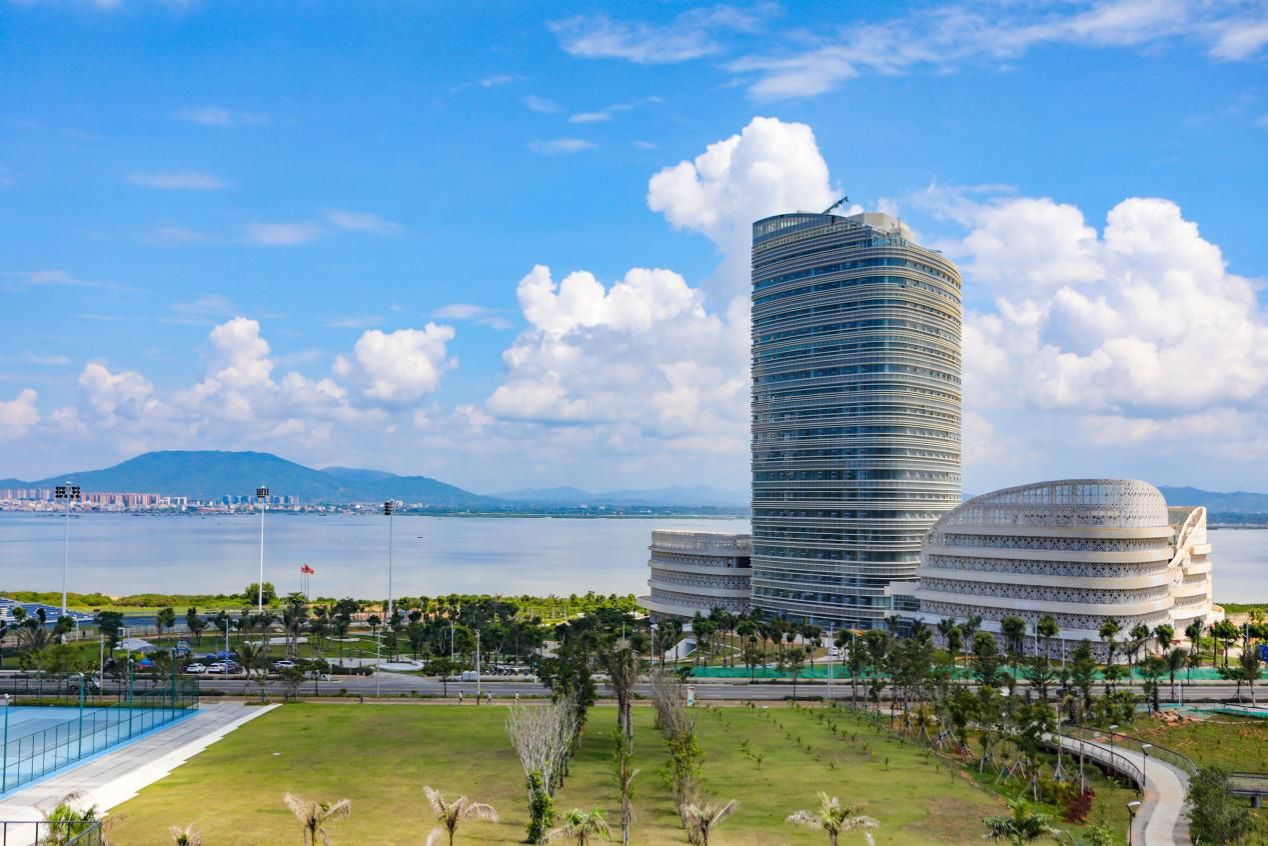 海南陵水三个校区