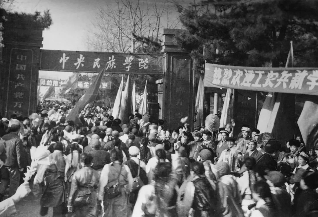 因党而生、为党而立、向党而兴
