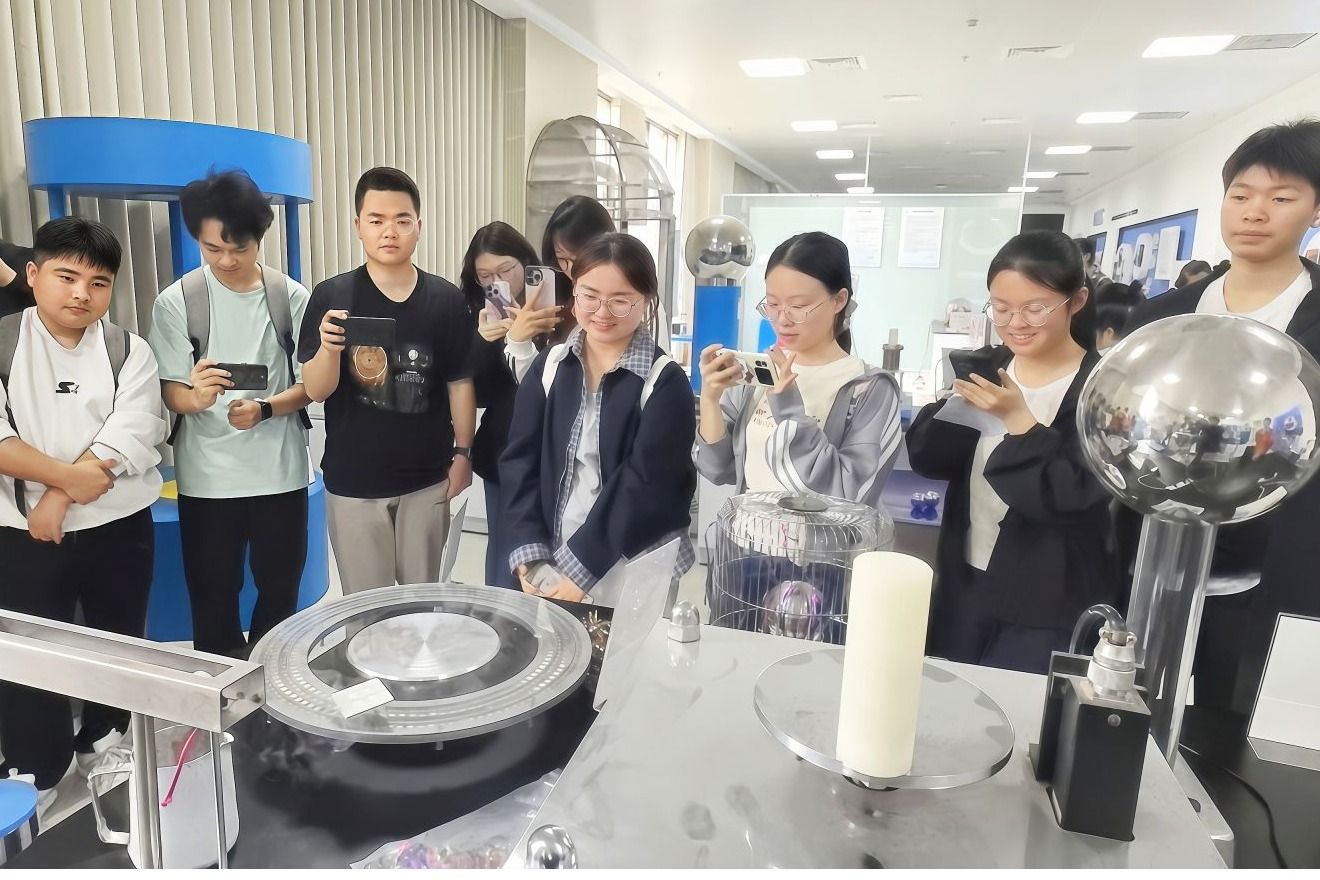 5月至6月