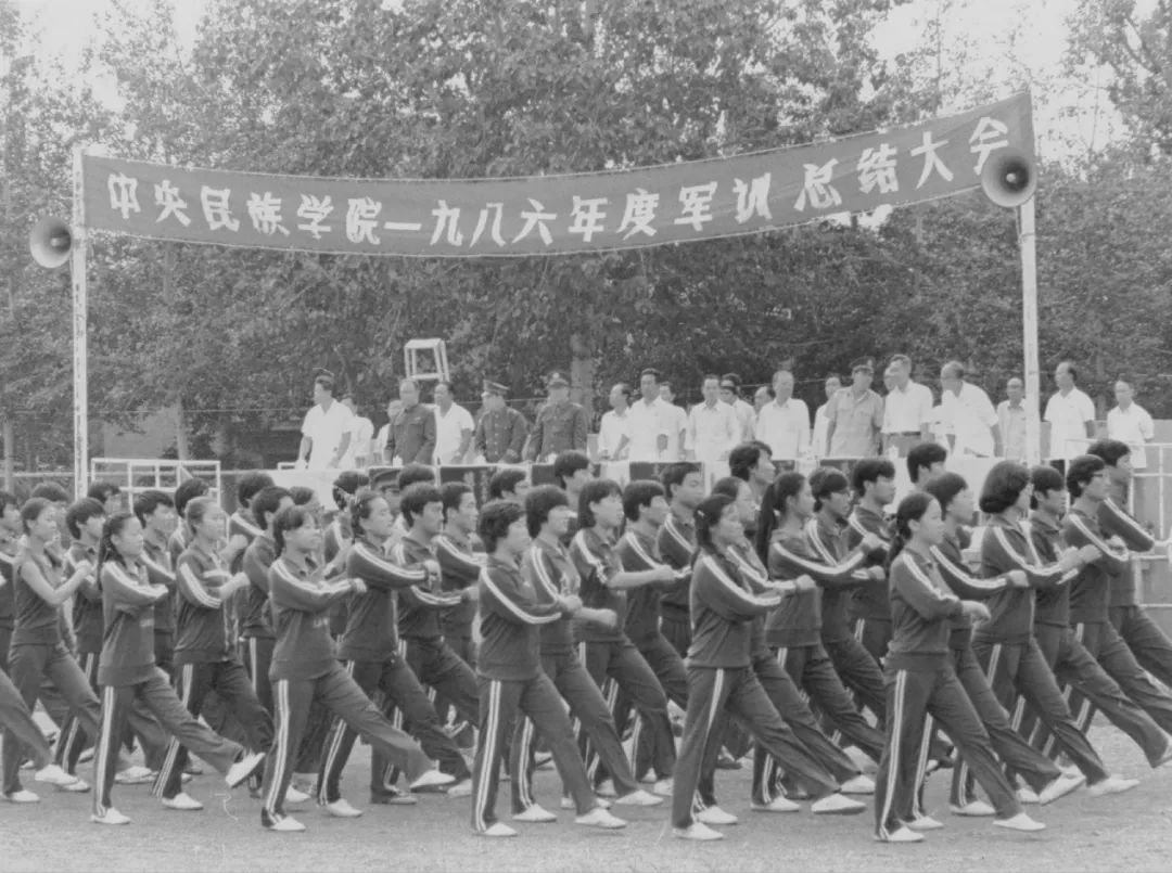 去年学校隆重庆祝了建校70周年