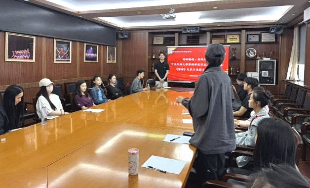 本次活动由学生第三党支部思政领学员牛