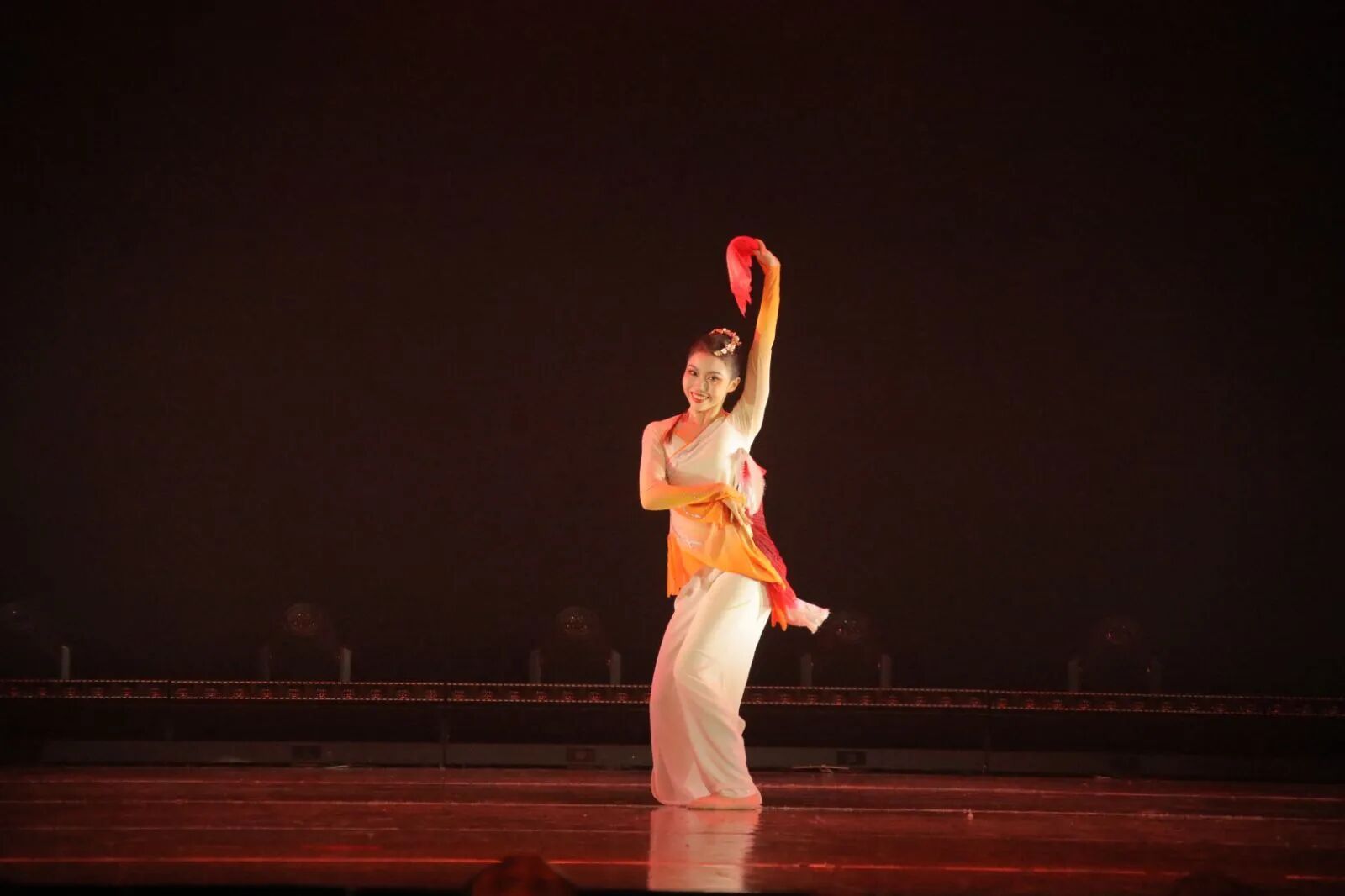 以舞映照代代相传的赤诚信仰与永不褪色