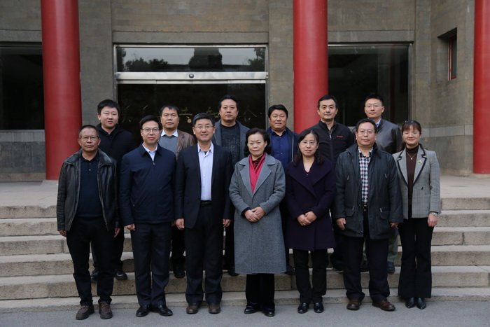 新闻网讯西昌学院院长贺盛瑜一行到我校